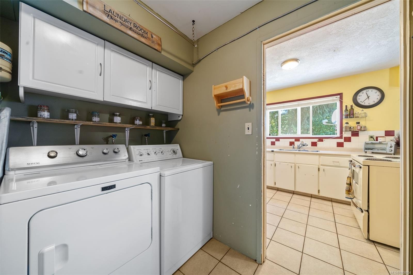 111-2860 Sooke Lake Rd, Langford, BC