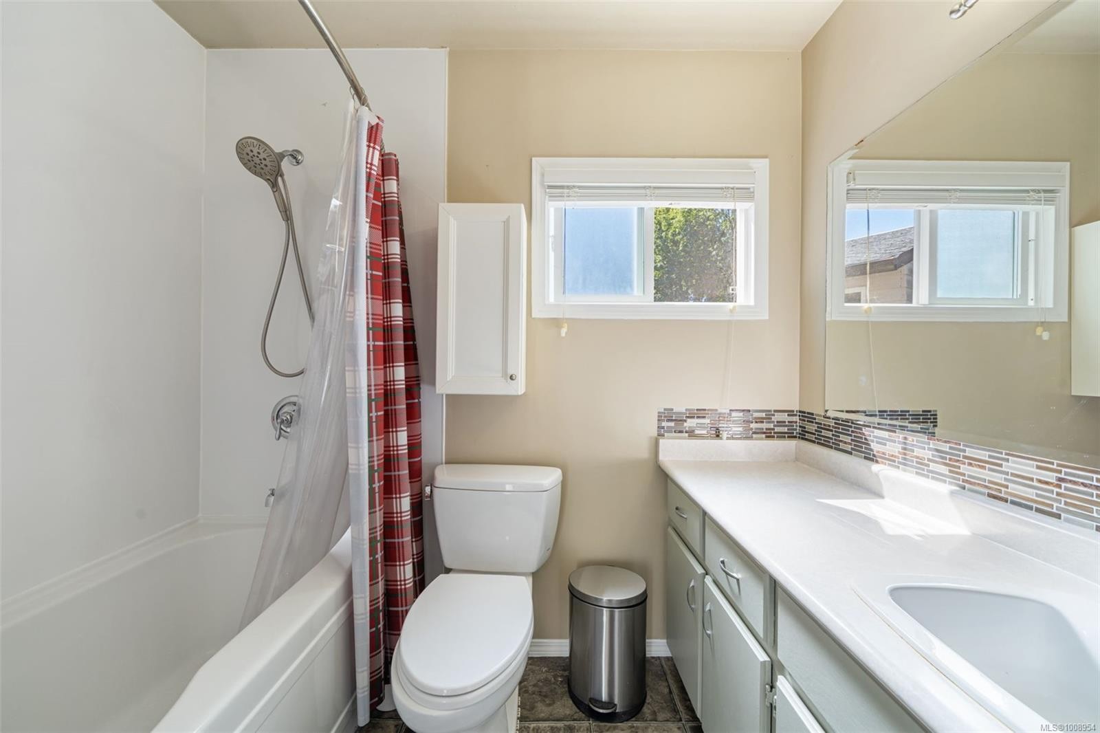 111-2860 Sooke Lake Rd, Langford, BC