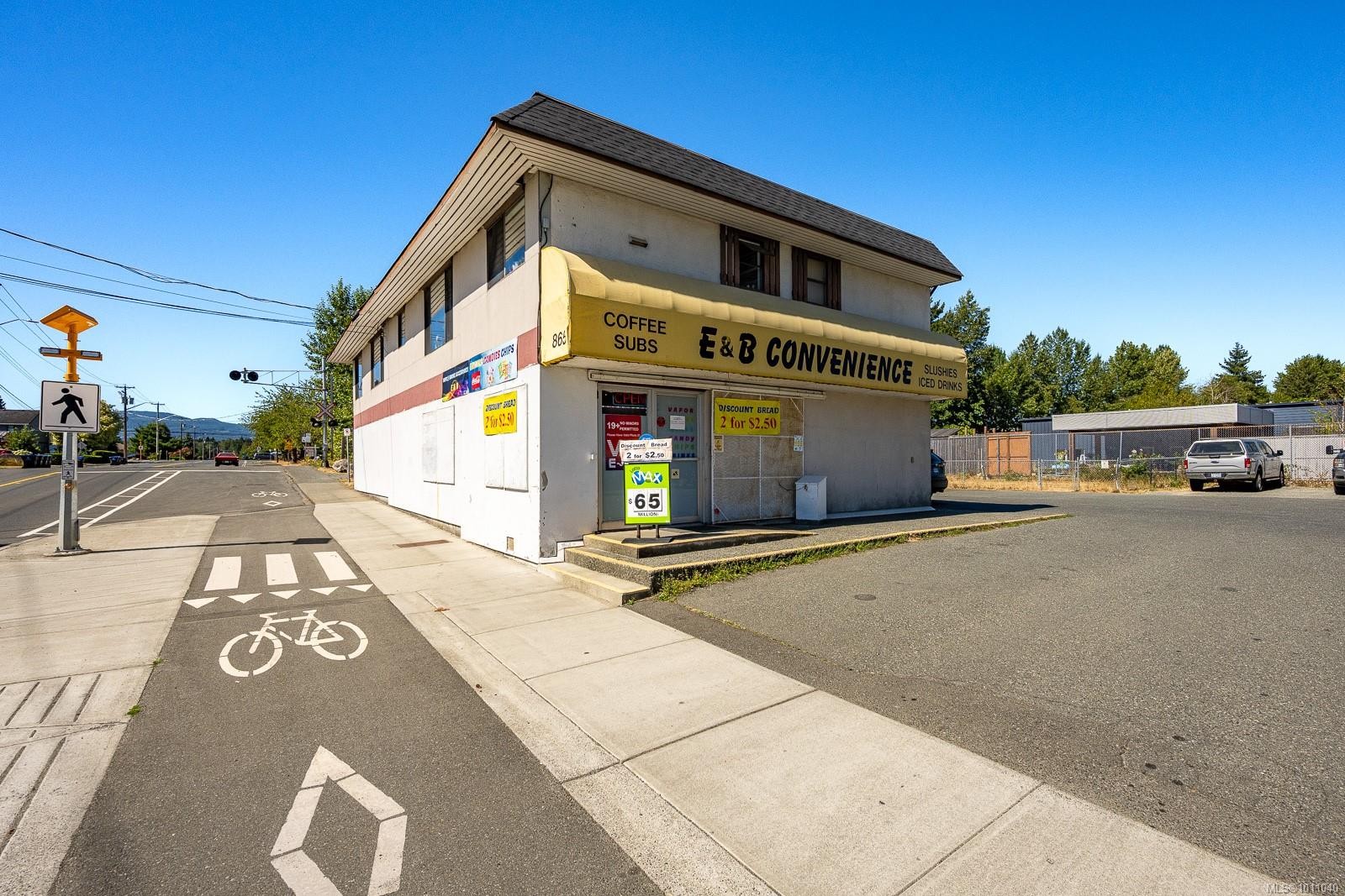 865 17Th St, Courtenay, BC