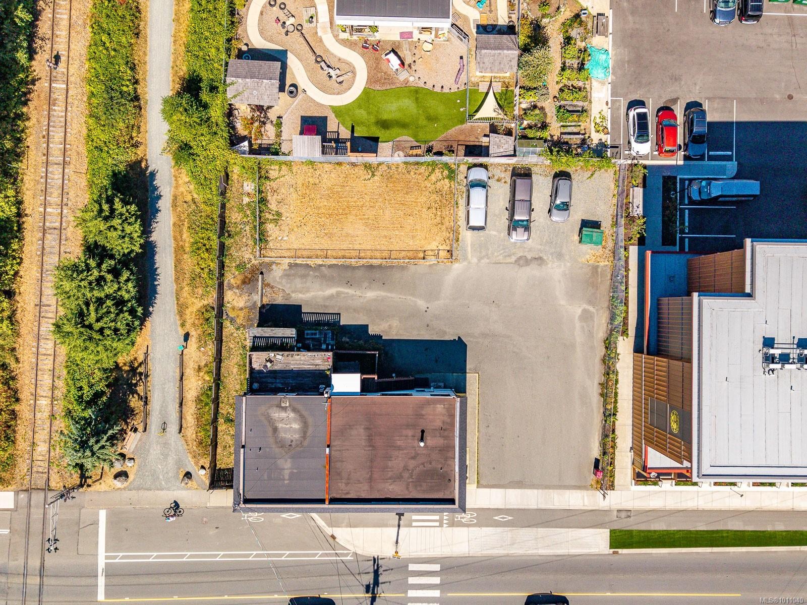 865 17Th St, Courtenay, BC