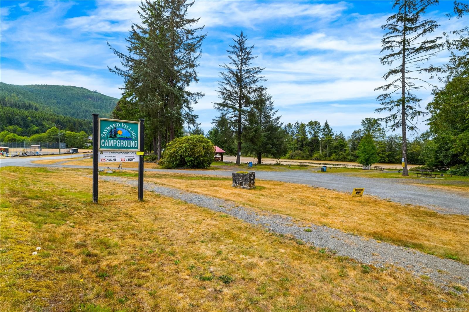 305-611 Macmillan Dr, Sayward, BC - Outdoor With View