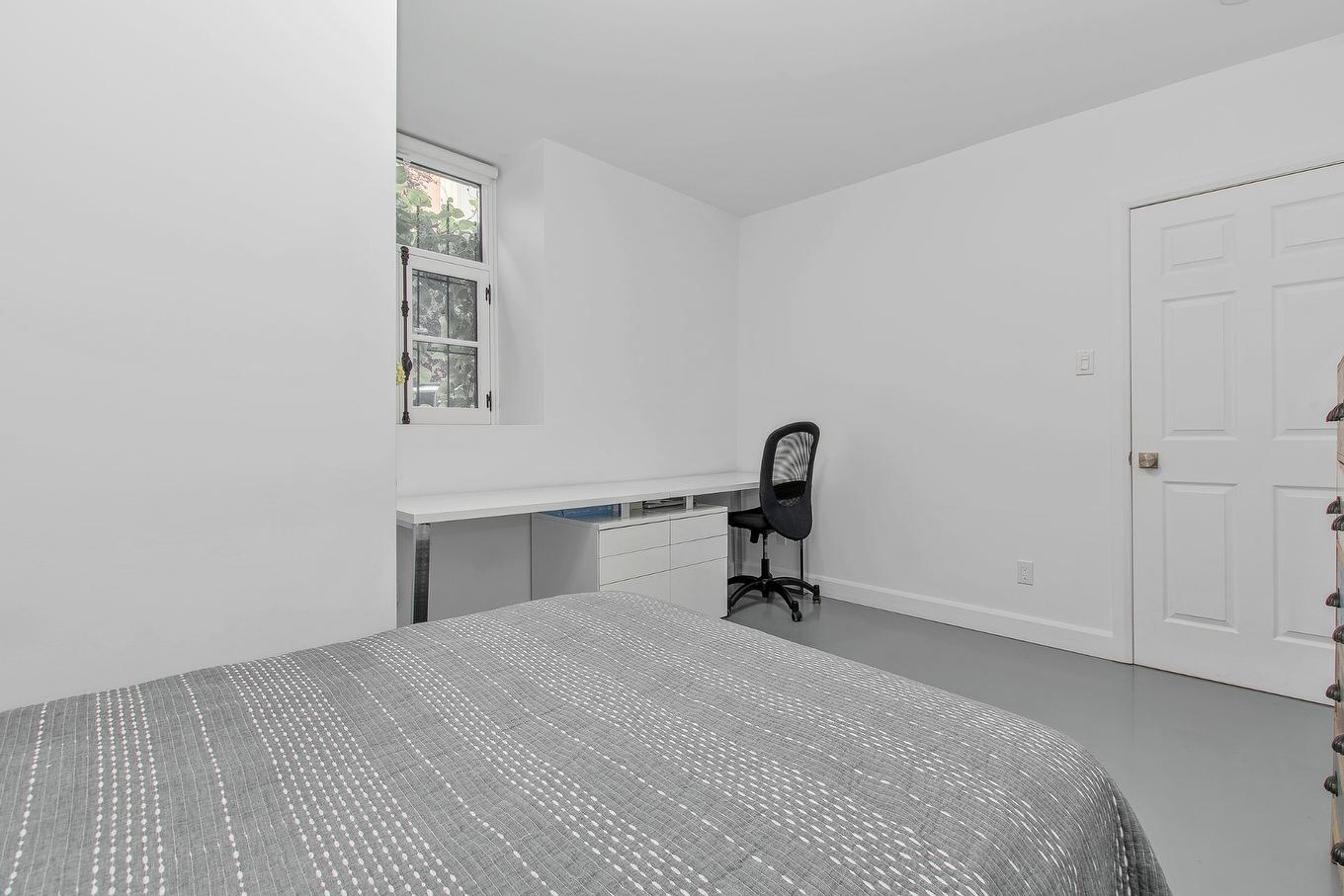 Bedroom - 995 Av. De L'Hôtel-De-Ville, Montréal (Ville-Marie), QC - Indoor Photo Showing Bedroom