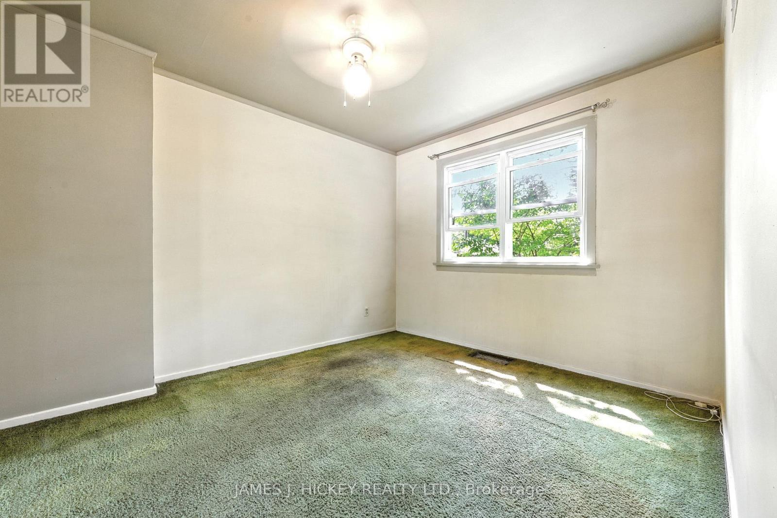 123 Algonquin Street, Deep River, ON - Indoor Photo Showing Other Room