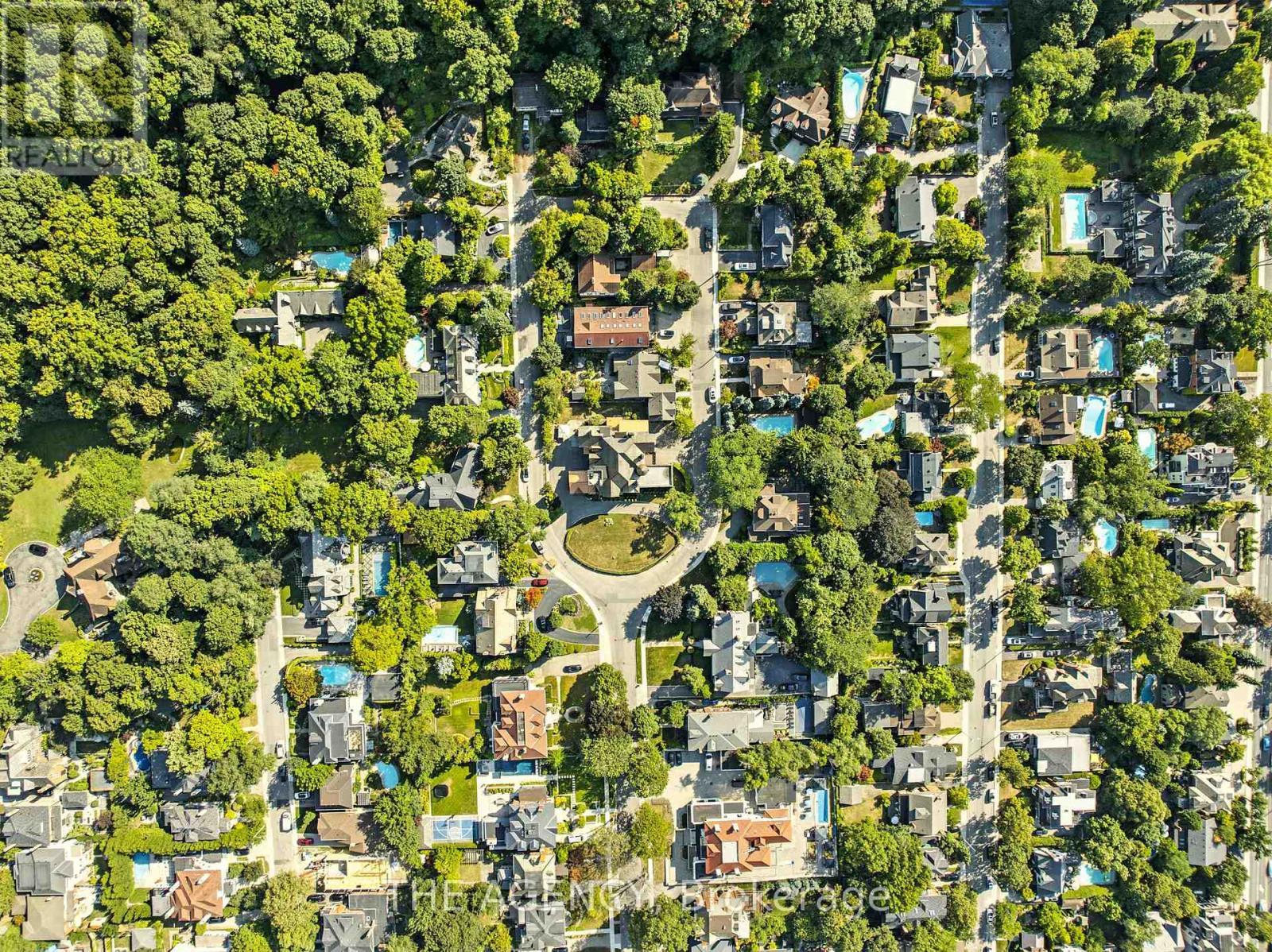 26 Ravenscliffe Avenue, Hamilton, ON - Outdoor