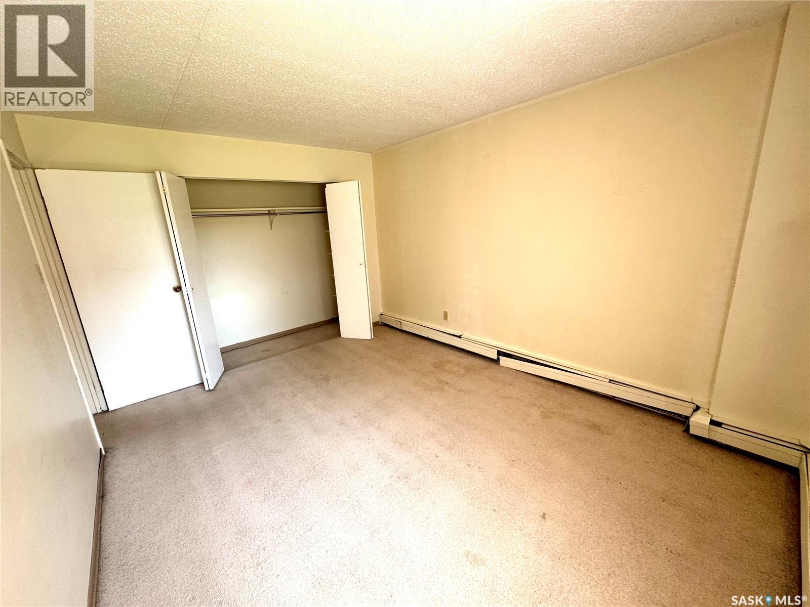 11 27 Centennial Street, Regina, SK - Indoor Photo Showing Other Room