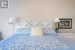 Main floor primary bedroom -