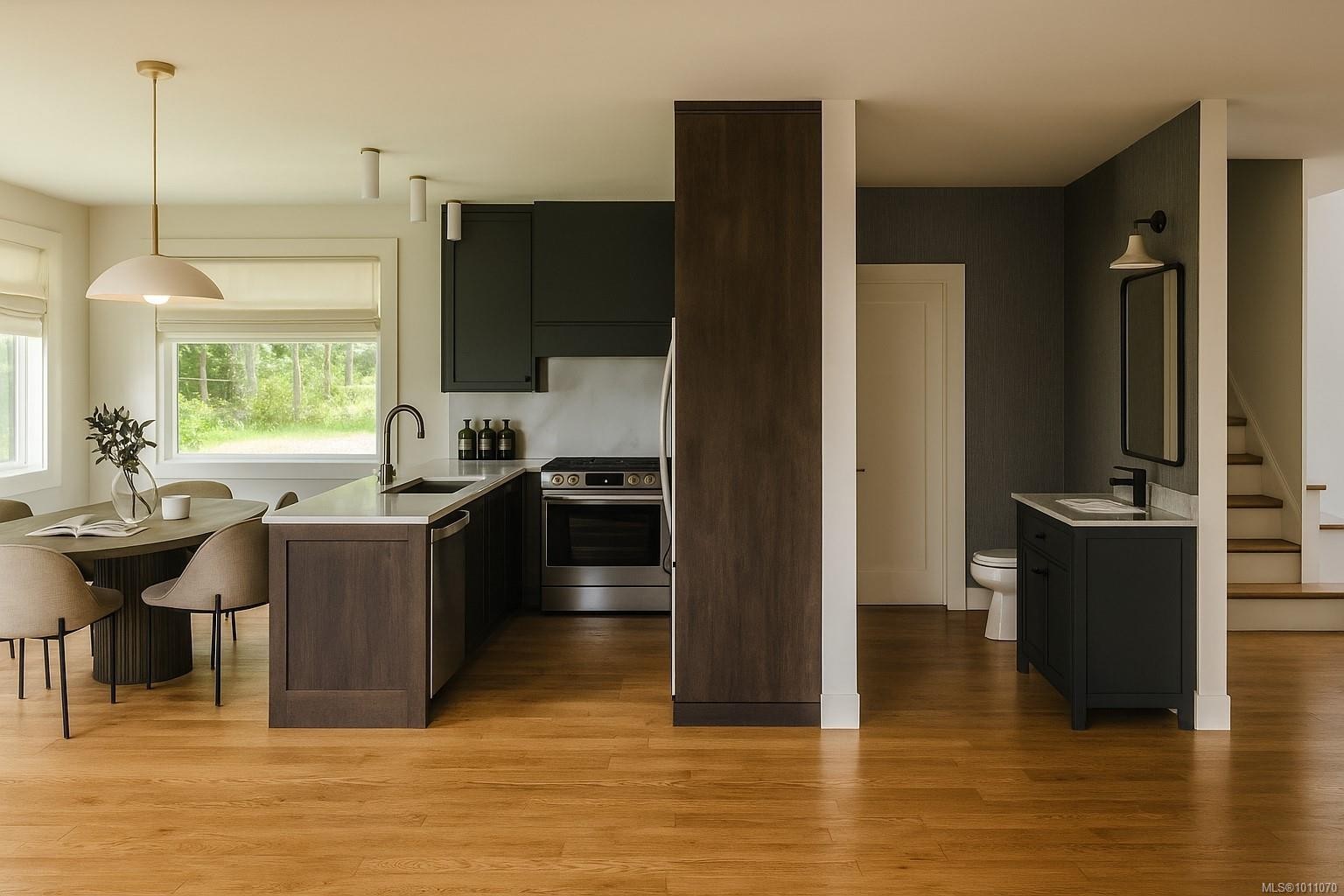 B-Sl2-875 Grumman Pl, Comox, BC