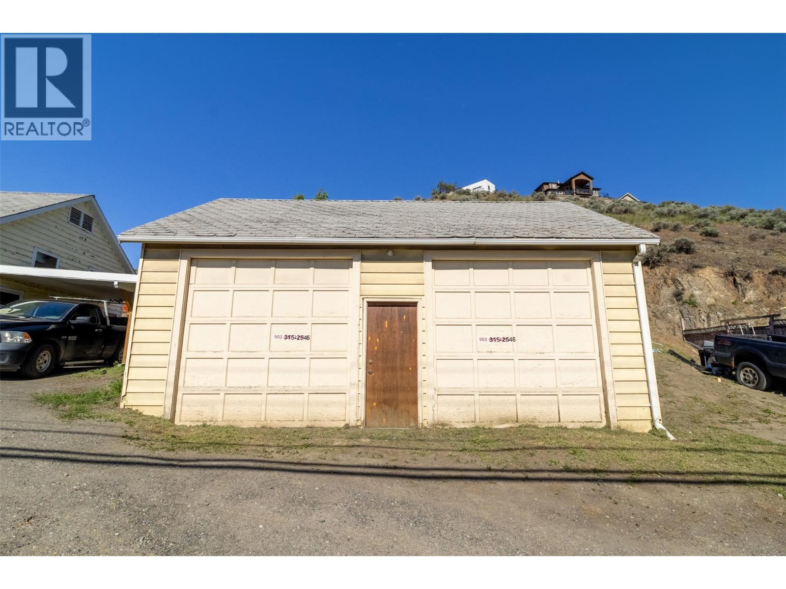 2042 Westsyde Road Road, Kamloops, BC