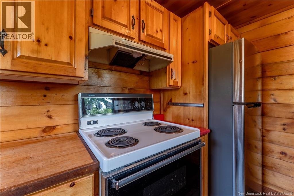 27 Bink Crescent, Harvey, NB - Indoor Photo Showing Kitchen