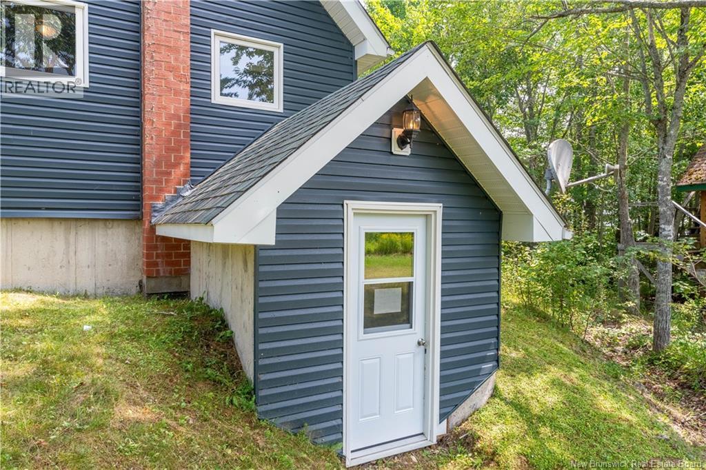 27 Bink Crescent, Harvey, NB - Outdoor With Exterior