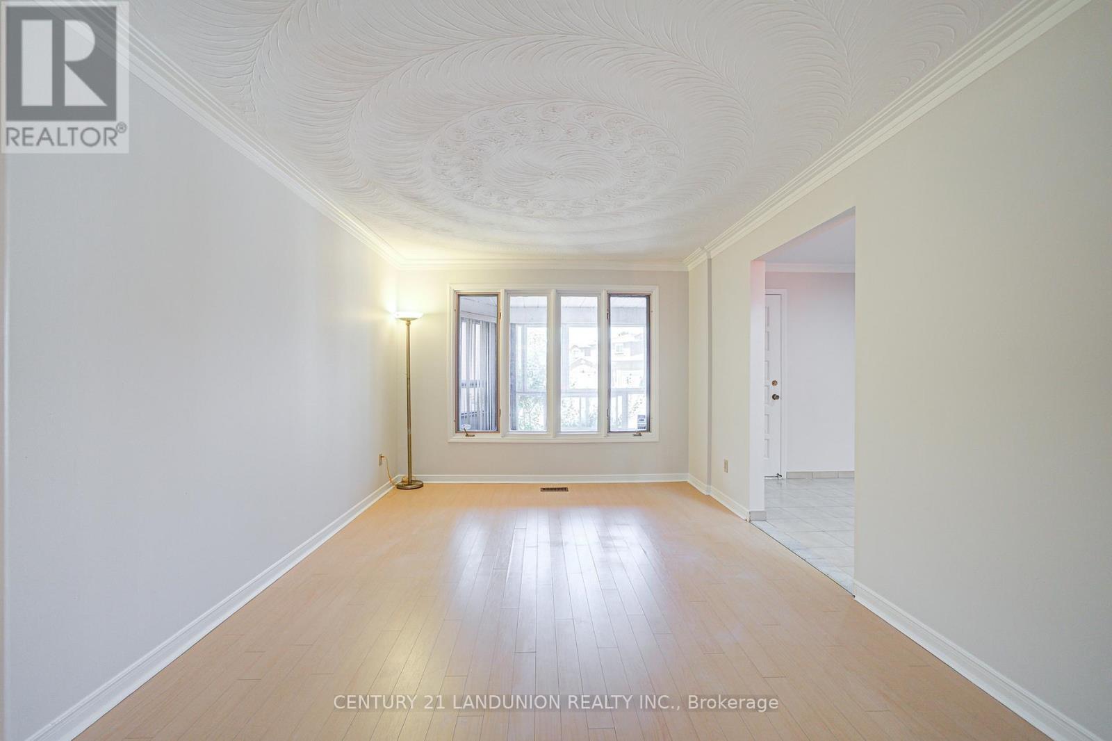 12B Burnt Bark Drive, Toronto, ON - Indoor Photo Showing Other Room