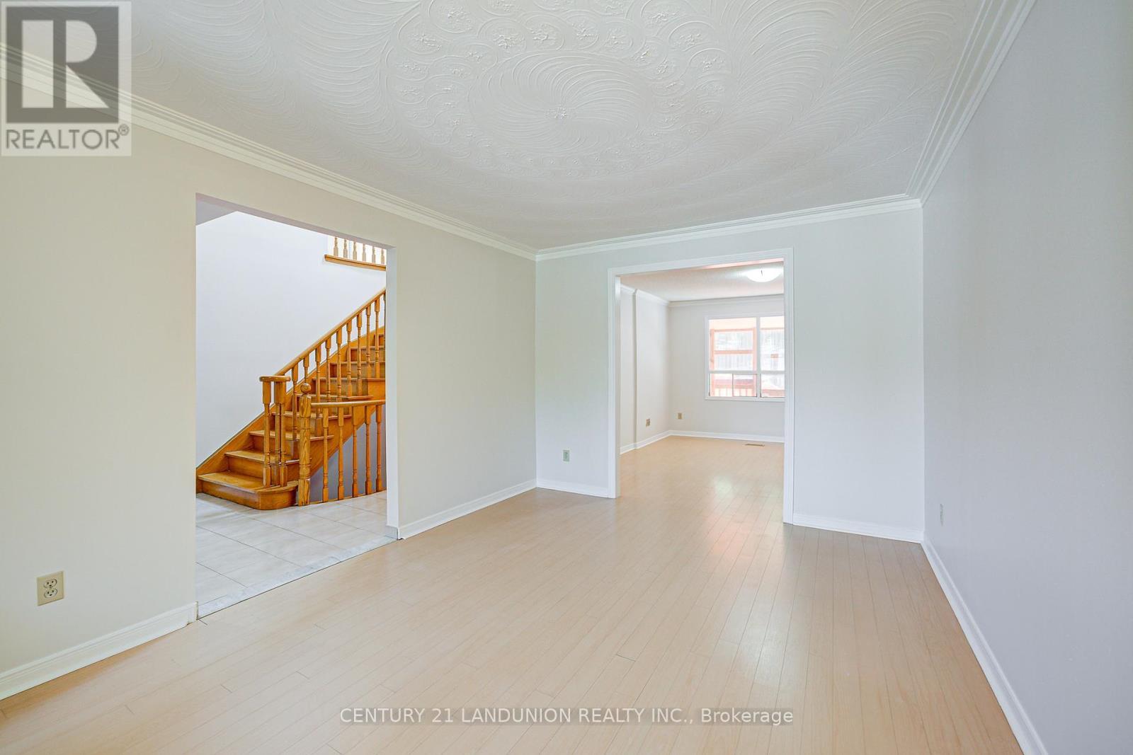 12B Burnt Bark Drive, Toronto, ON - Indoor Photo Showing Other Room