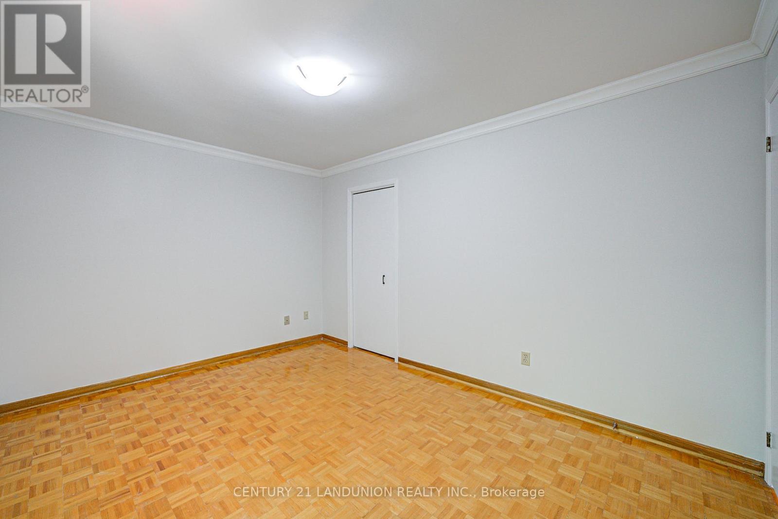 12B Burnt Bark Drive, Toronto, ON - Indoor Photo Showing Other Room