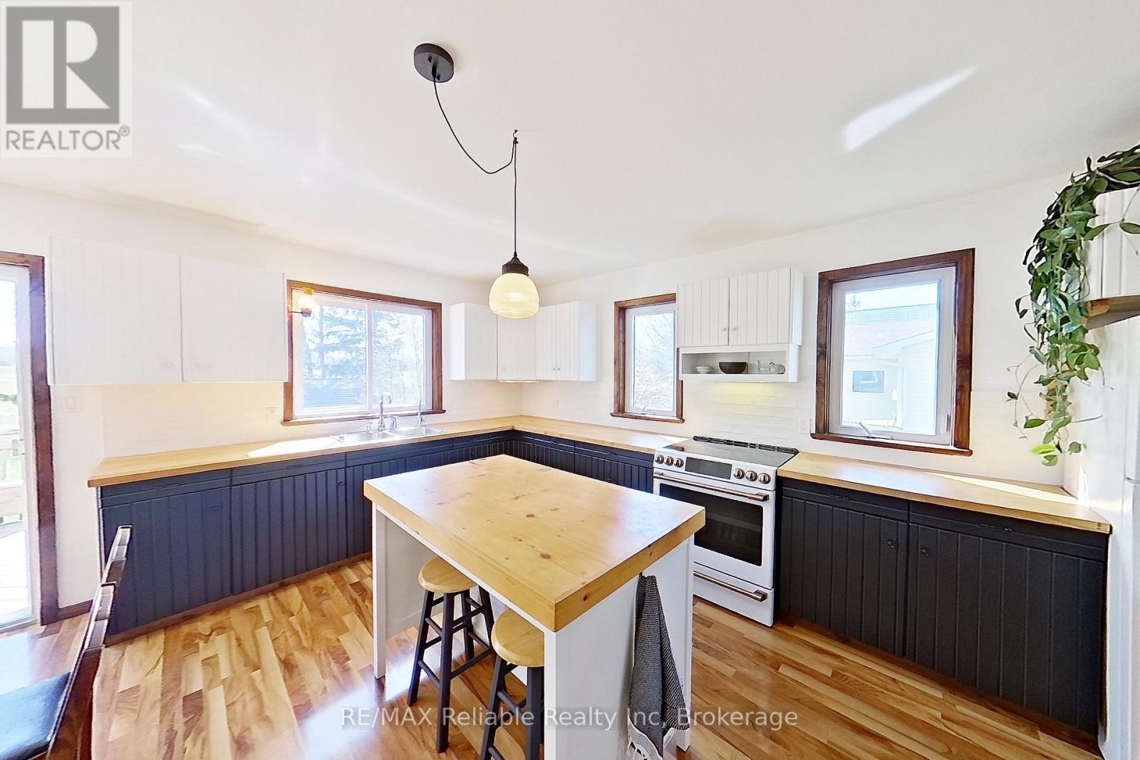 77504 Melena Drive, Bluewater (Bayfield), ON - Indoor Photo Showing Kitchen With Double Sink