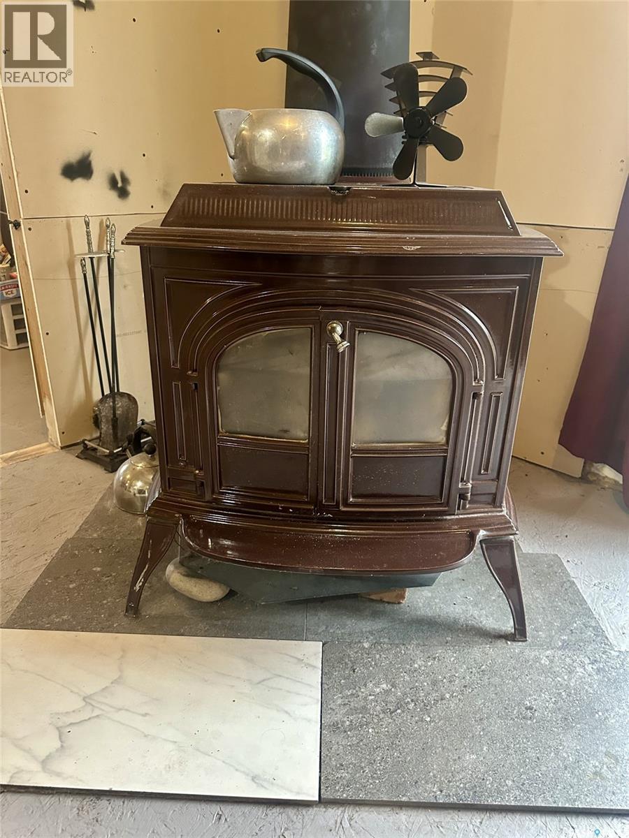 3 Poplar Street, Ruddell, SK - Indoor Photo Showing Other Room