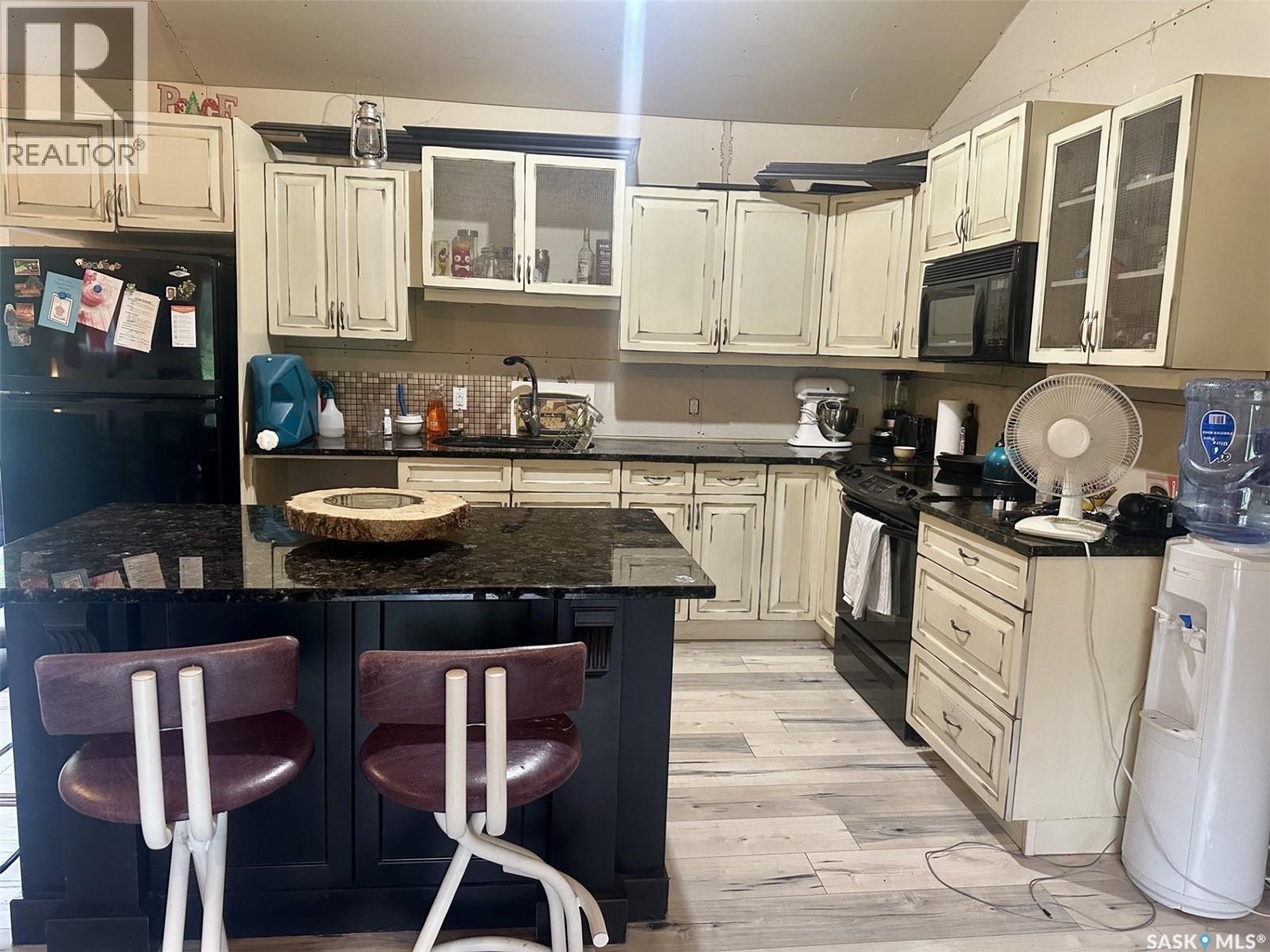 3 Poplar Street, Ruddell, SK - Indoor