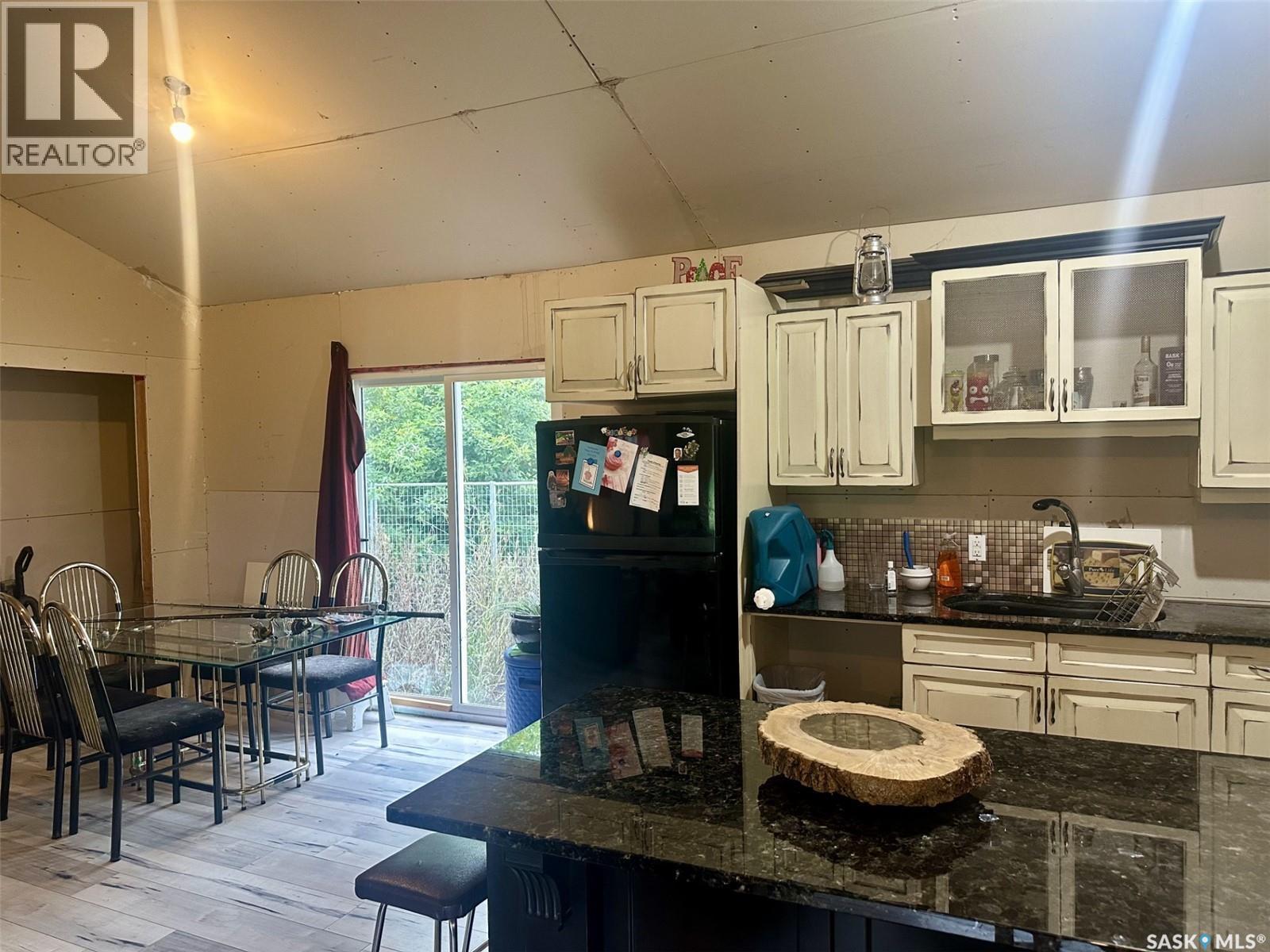 3 Poplar Street, Ruddell, SK - Indoor