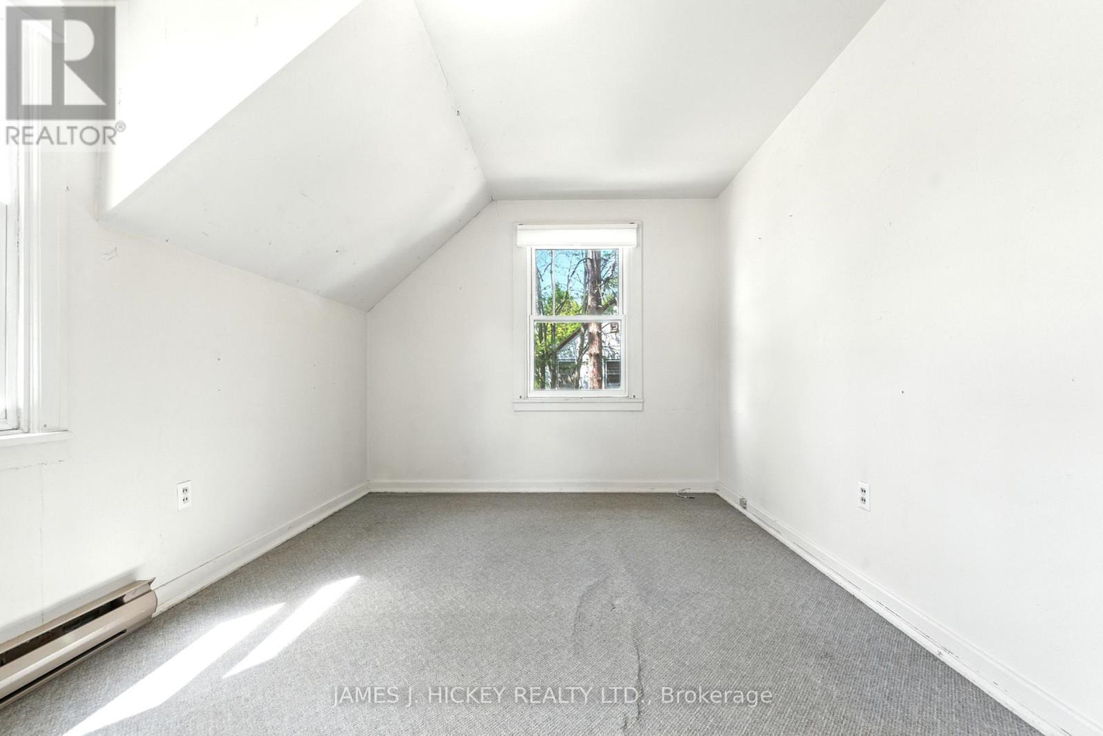 19 Alder Crescent, Deep River, ON - Indoor Photo Showing Other Room