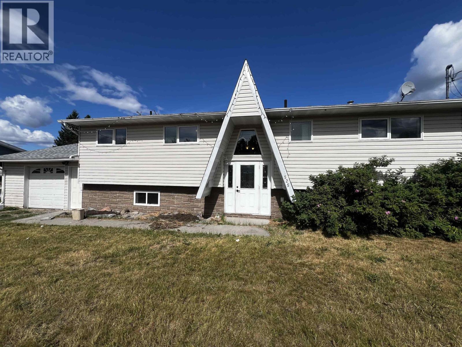 525 Tunasa Drive, Fraser Lake, BC - Outdoor