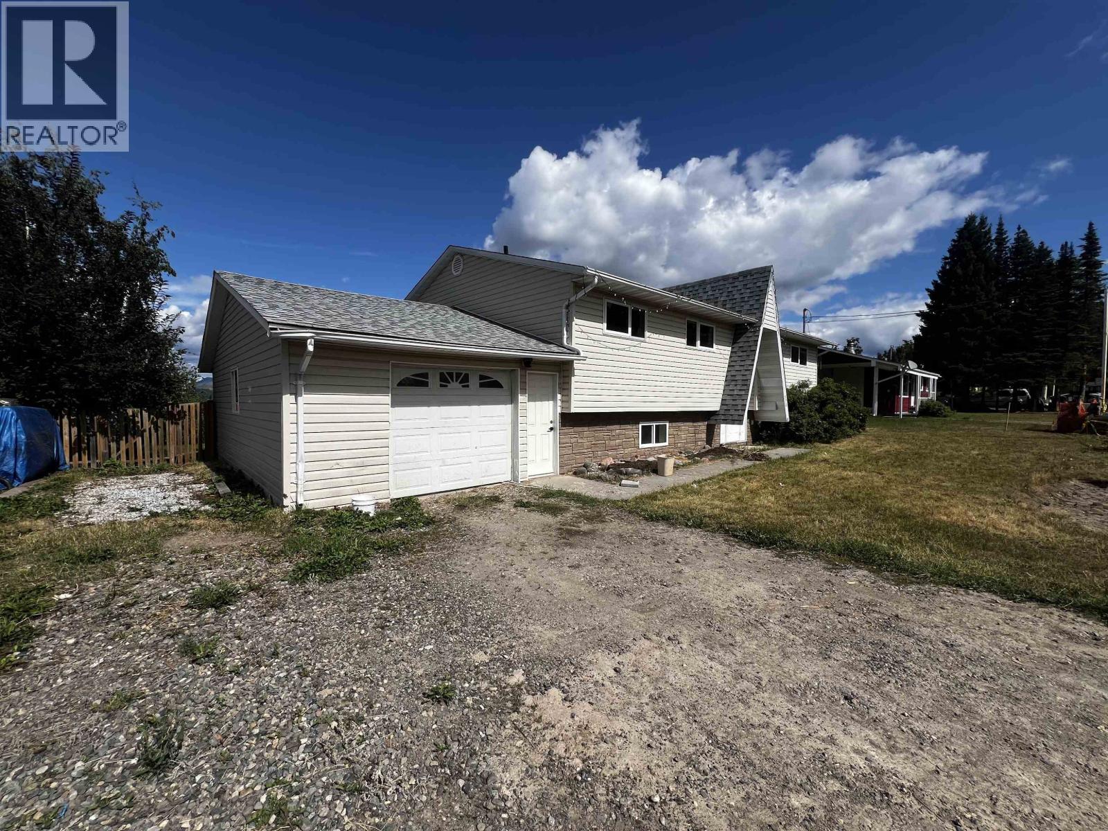 525 Tunasa Drive, Fraser Lake, BC - Outdoor