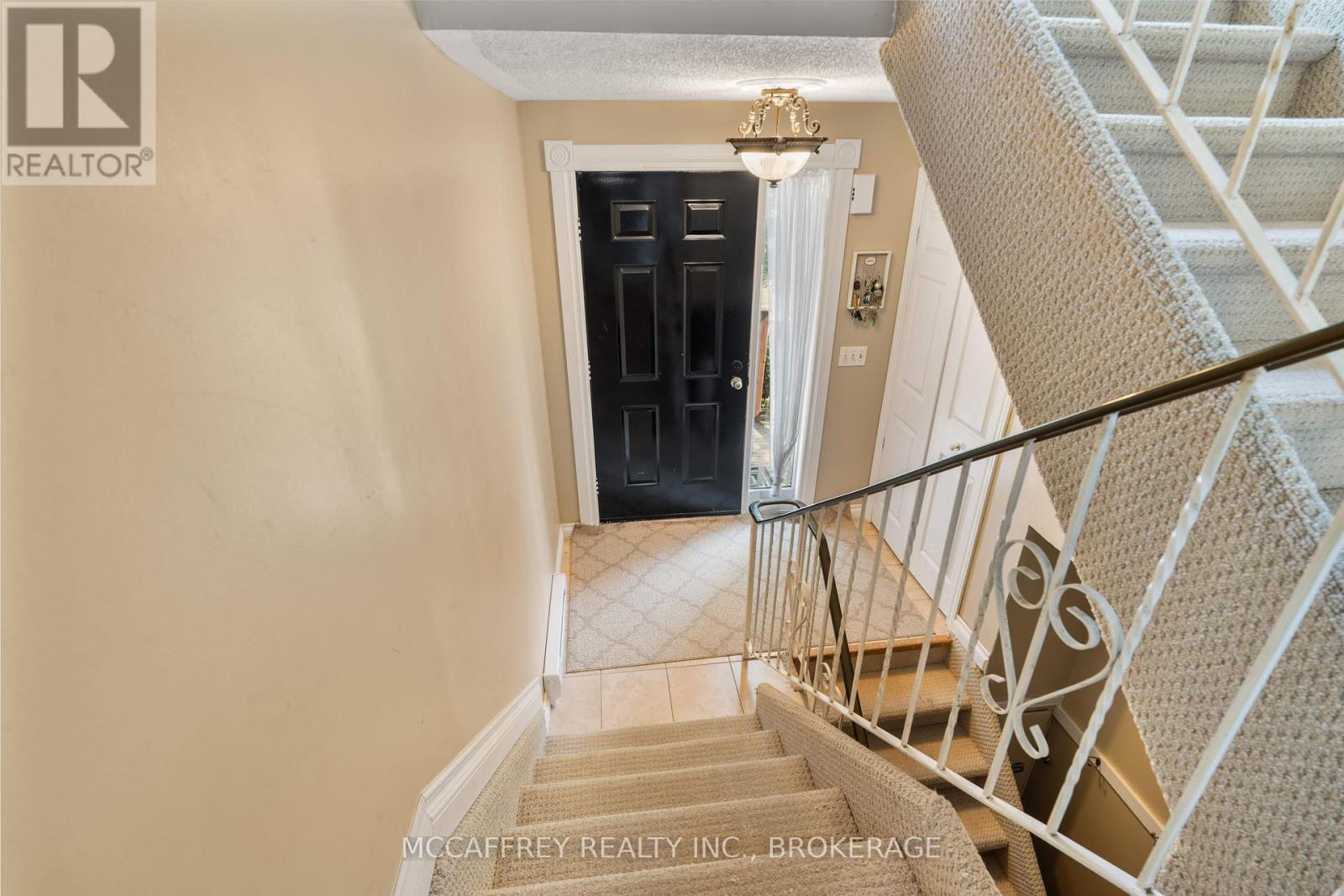 1 Slash Road, Greater Napanee (Greater Napanee), ON - Indoor Photo Showing Other Room