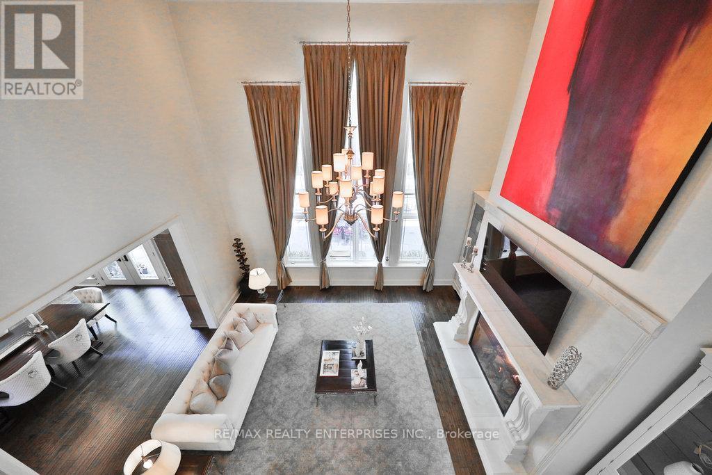 5047 Lakeshore Road, Burlington, ON - Indoor Photo Showing Other Room