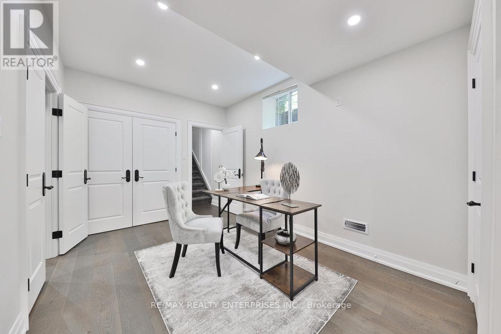 5047 Lakeshore Road, Burlington, ON - Indoor Photo Showing Office