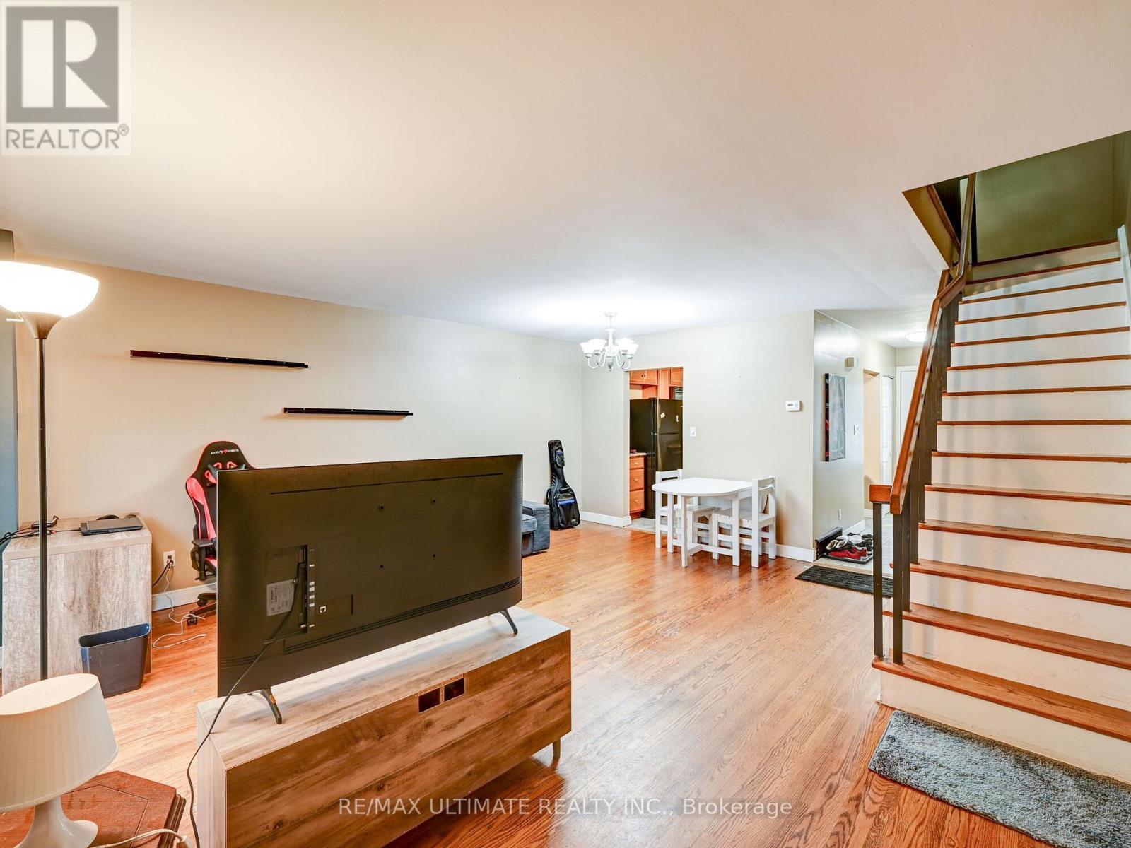 51 - 6476 Huggins Street, Niagara Falls, ON - Indoor