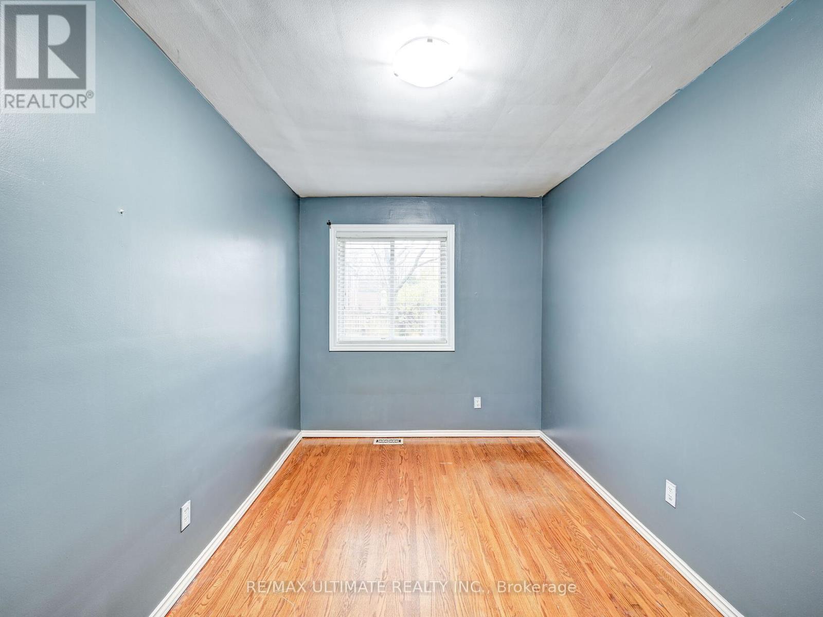 51 - 6476 Huggins Street, Niagara Falls, ON - Indoor Photo Showing Other Room