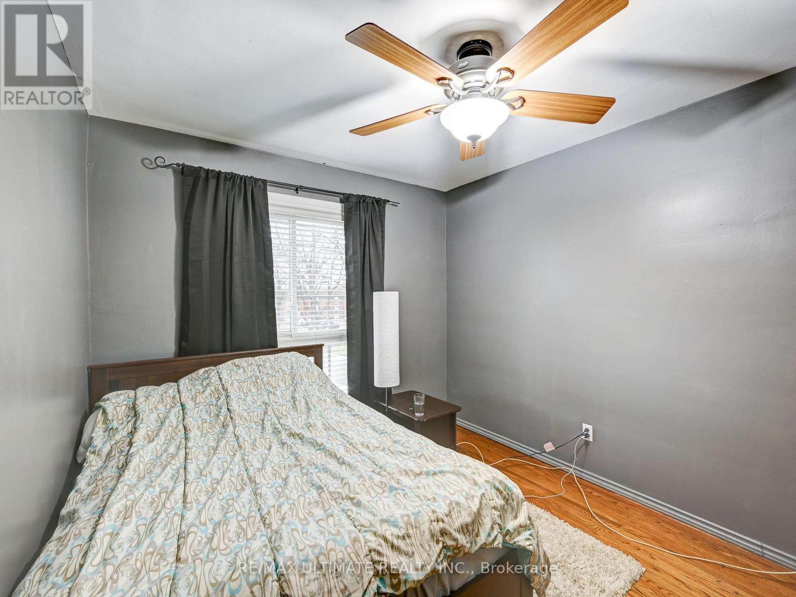 51 - 6476 Huggins Street, Niagara Falls, ON - Indoor Photo Showing Bedroom