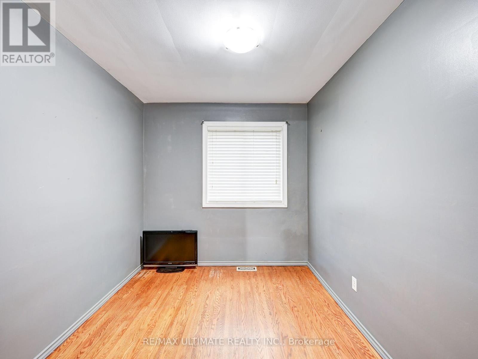 51 - 6476 Huggins Street, Niagara Falls, ON - Indoor Photo Showing Other Room