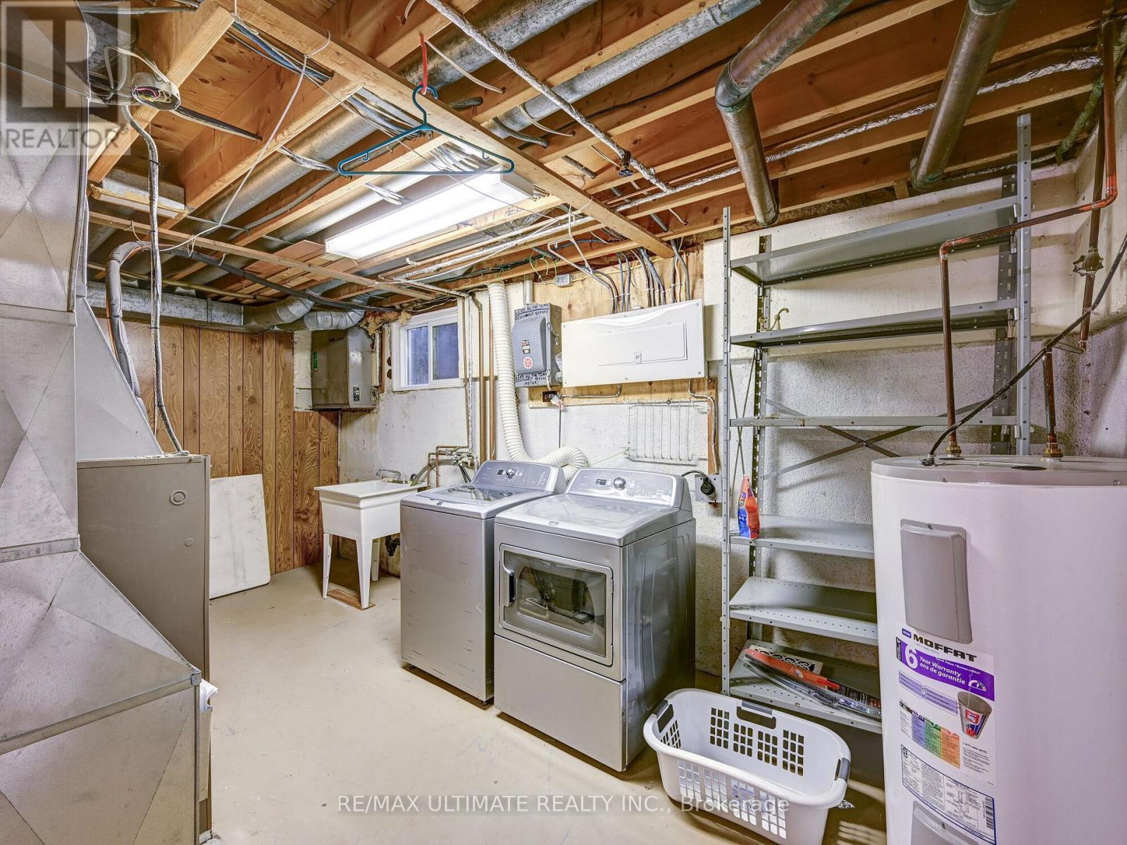 51 - 6476 Huggins Street, Niagara Falls, ON - Indoor Photo Showing Laundry Room