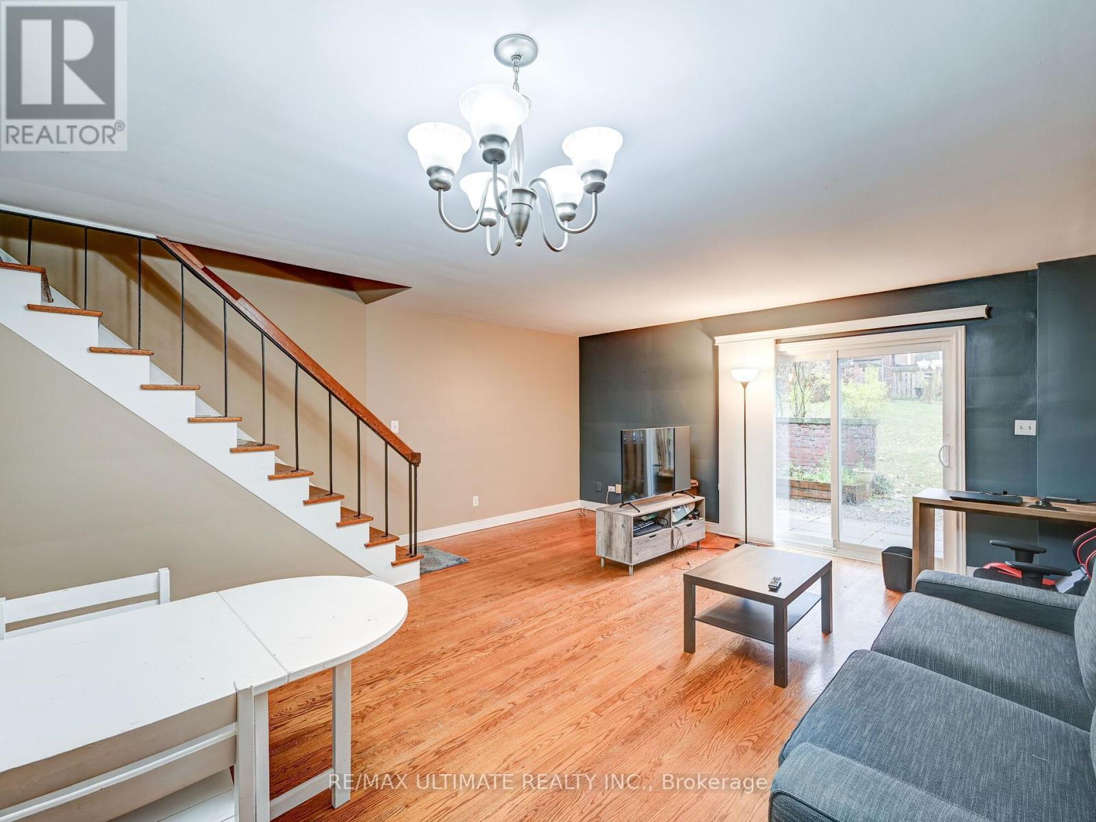 51 - 6476 Huggins Street, Niagara Falls, ON - Indoor Photo Showing Other Room