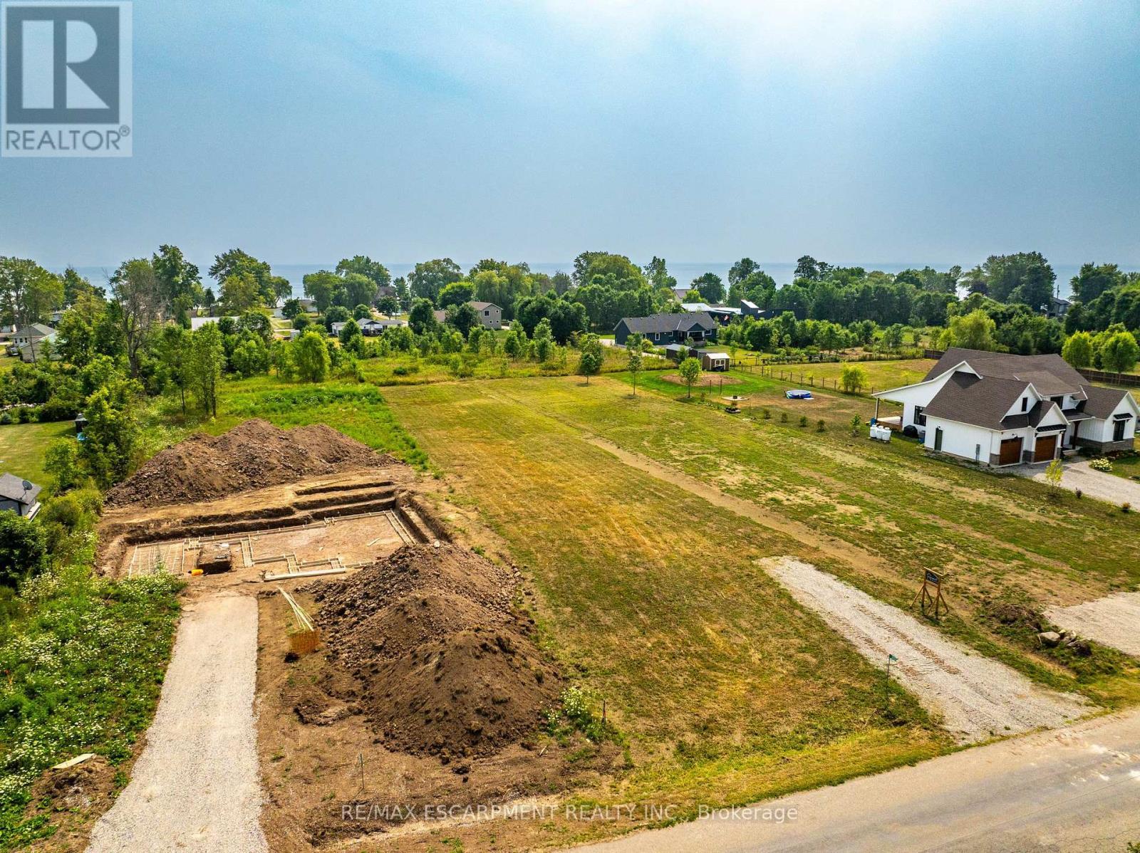 3252 Lakeshore Road, Haldimand, ON