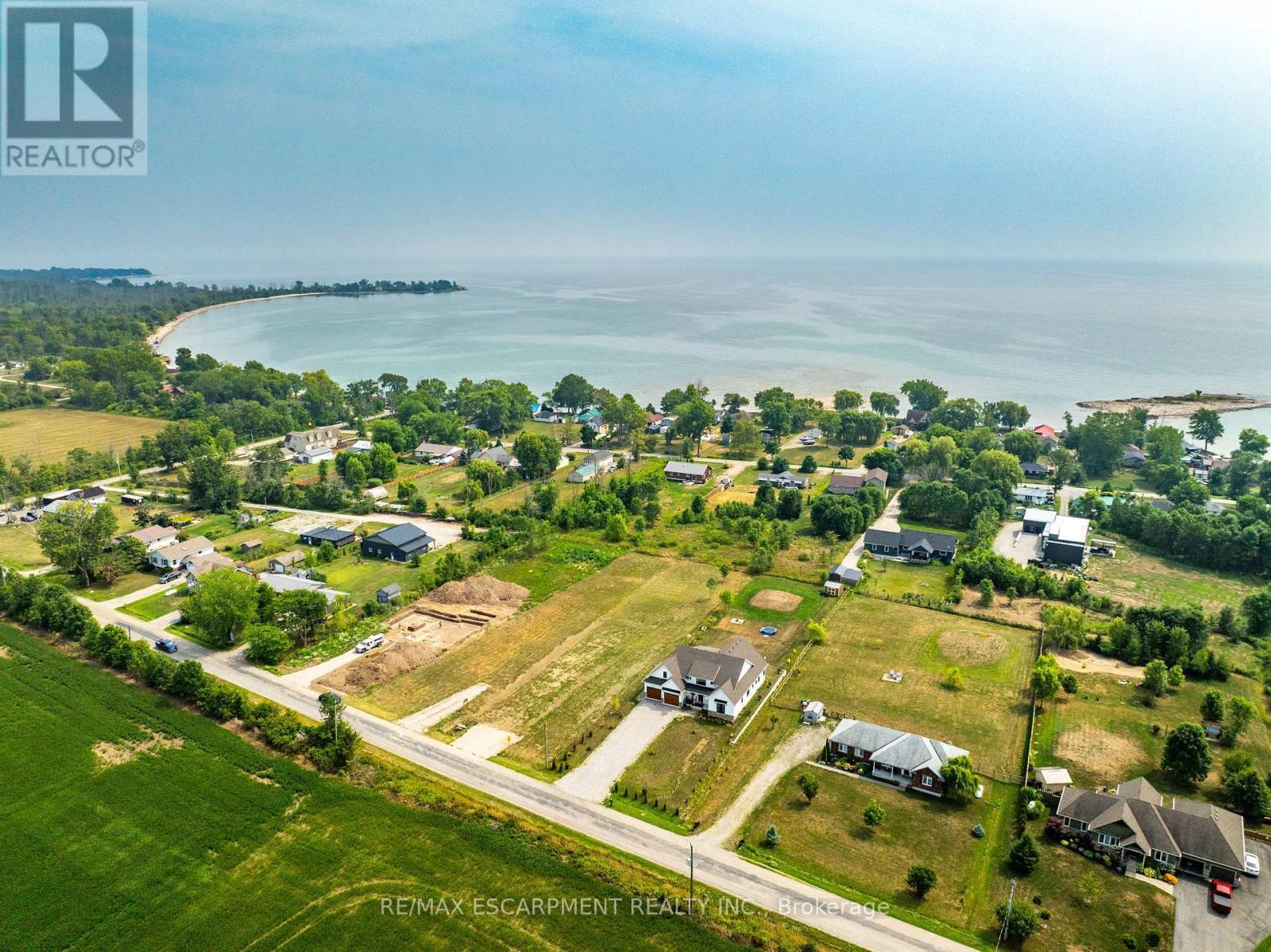 3252 Lakeshore Road, Haldimand, ON