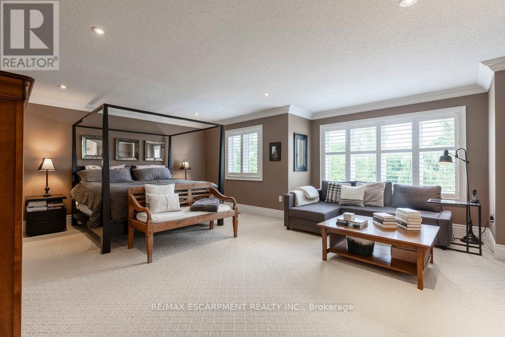 4212 Kane Crescent, Burlington, ON - Indoor Photo Showing Living Room