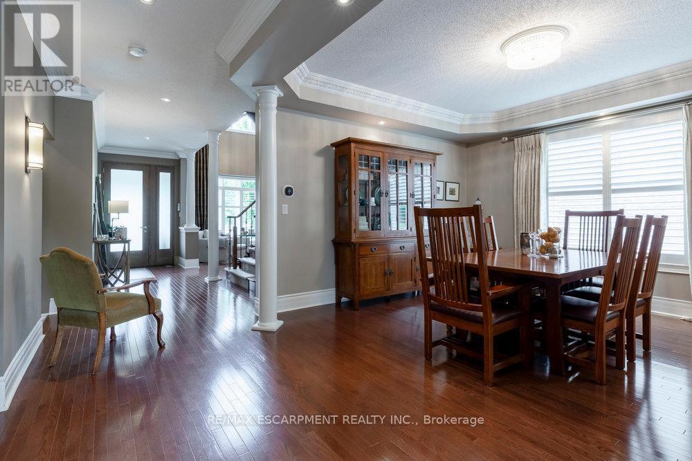 4212 Kane Crescent, Burlington, ON - Indoor Photo Showing Dining Room