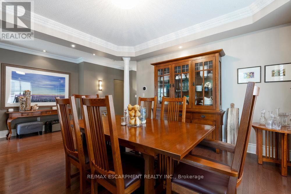 4212 Kane Crescent, Burlington, ON - Indoor Photo Showing Dining Room