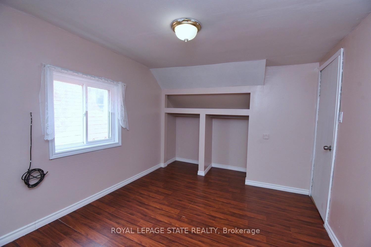 120 Clara Street, Thorold, ON - Indoor Photo Showing Other Room
