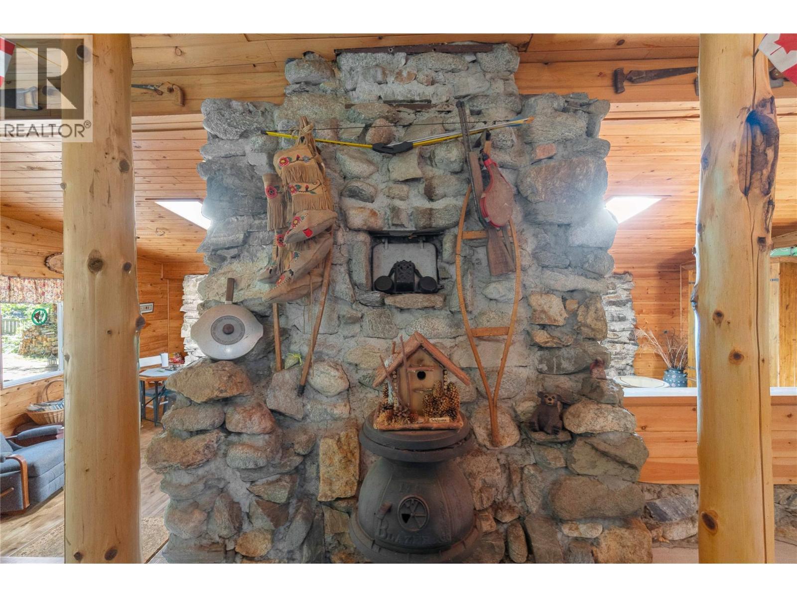 3 Queest N. Bay, Sicamous, BC - Indoor Photo Showing Other Room With Fireplace