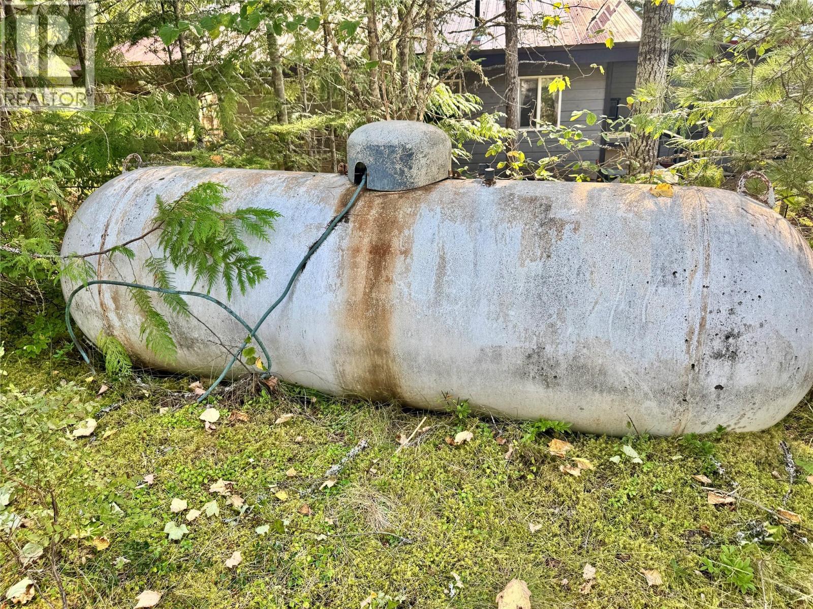 3 Queest N. Bay, Sicamous, BC - Outdoor