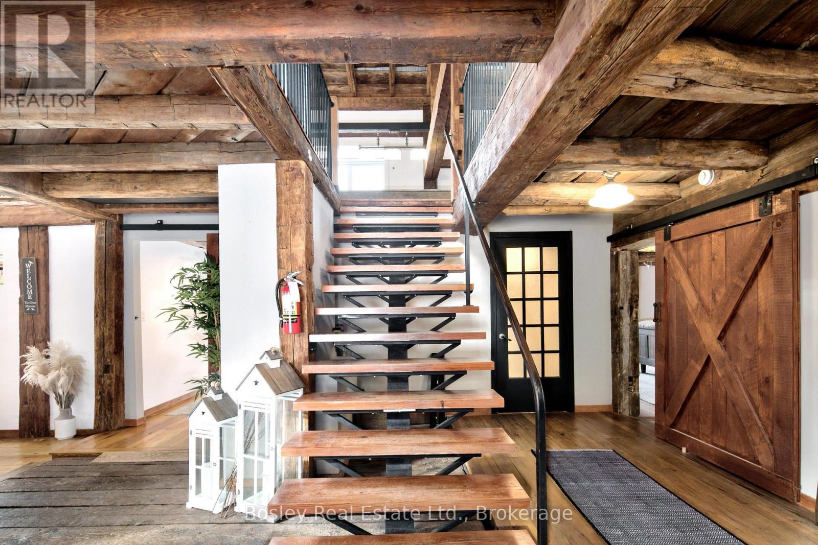 121 Old Highway 26, Meaford, ON - Indoor Photo Showing Other Room