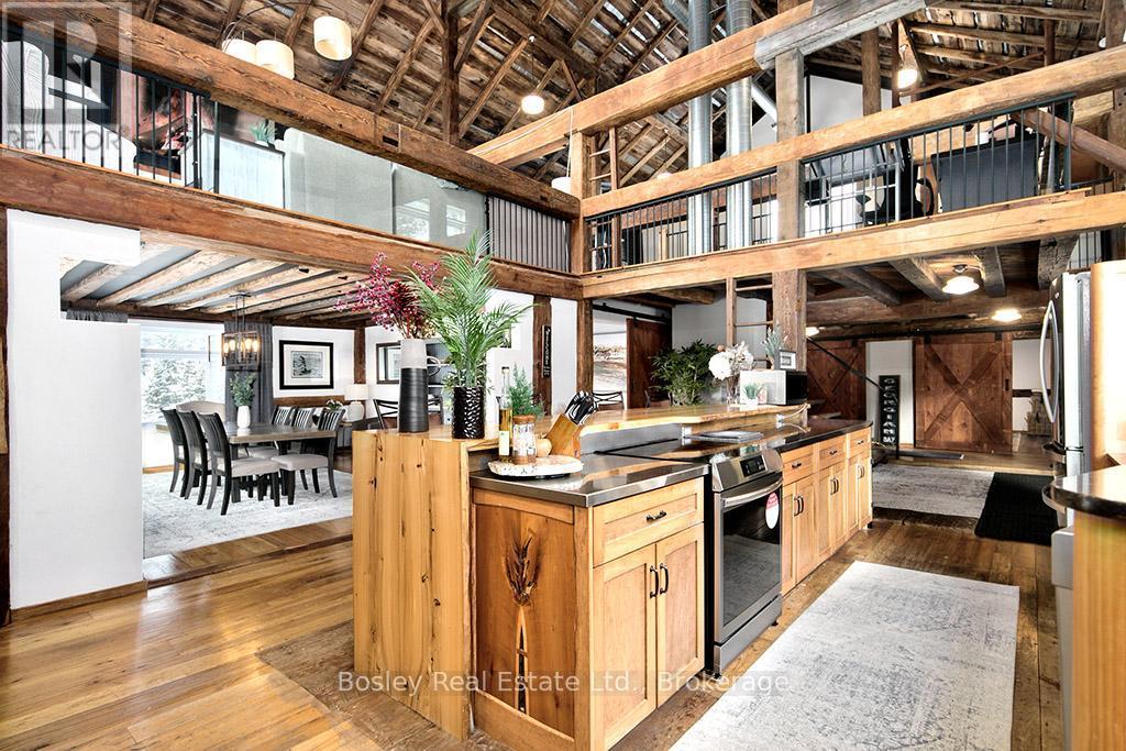 121 Old Highway 26, Meaford, ON - Indoor