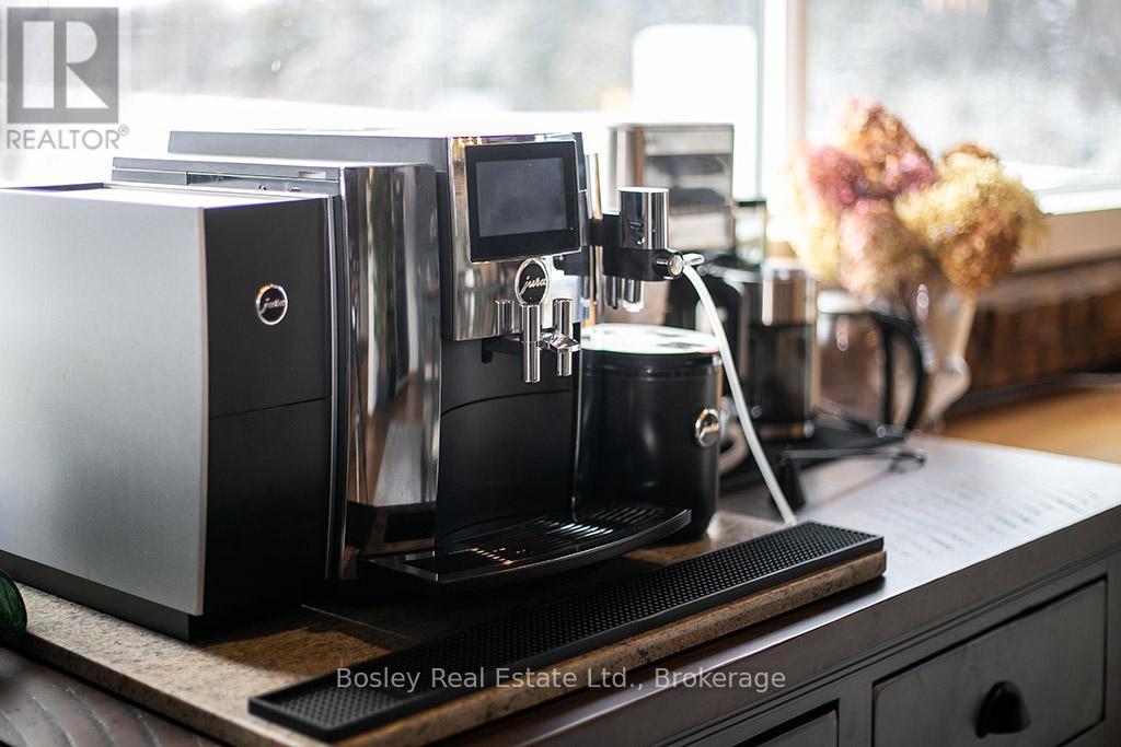 121 Old Highway 26, Meaford, ON - Indoor Photo Showing Kitchen