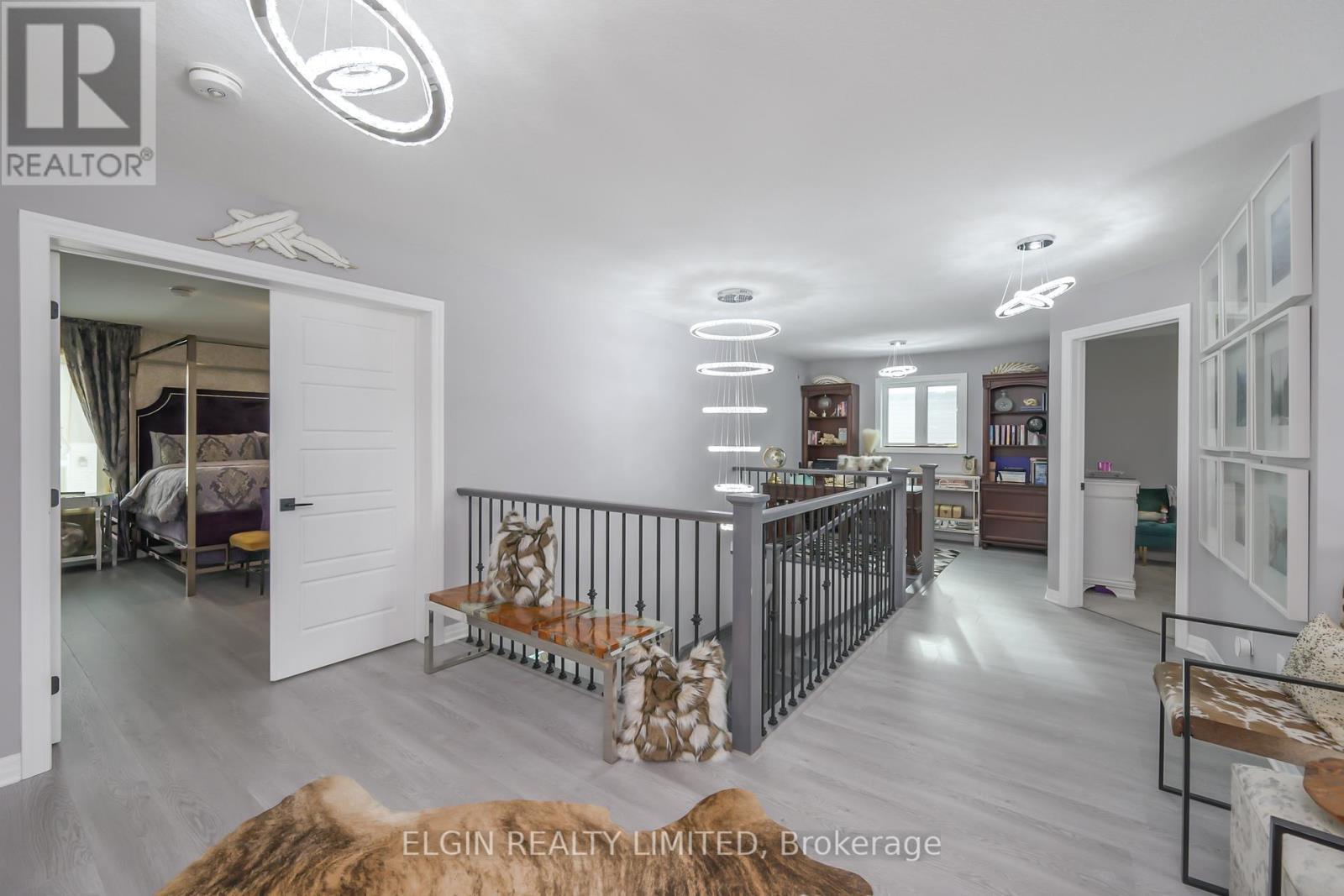 48 Snowy Owl Trail, Central Elgin, ON - Indoor Photo Showing Other Room