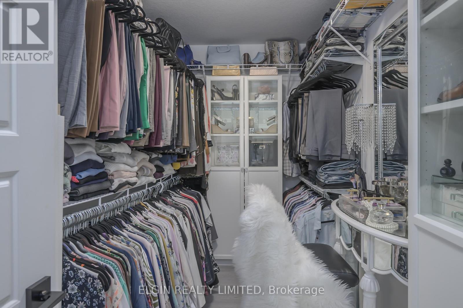 48 Snowy Owl Trail, Central Elgin, ON - Indoor With Storage