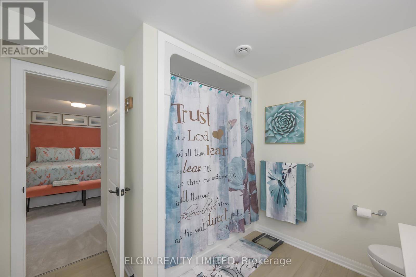 48 Snowy Owl Trail, Central Elgin, ON - Indoor Photo Showing Bathroom