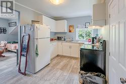 Kitchen- Unit 4 -