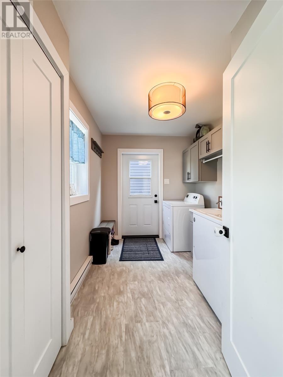 120 Pioneer Drive, Winterland, NL - Indoor Photo Showing Laundry Room