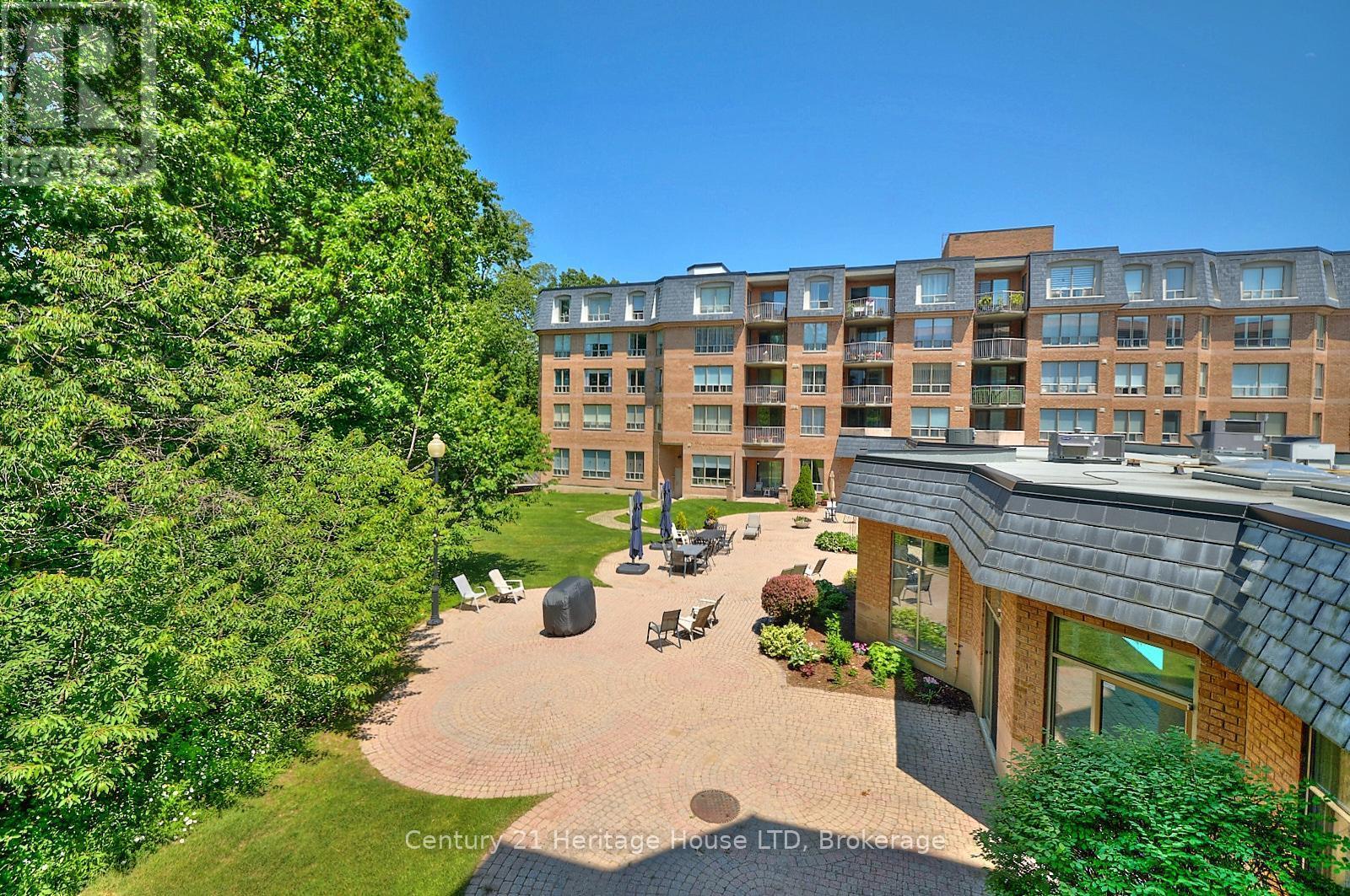 317 - 8111 Forest Glen Drive, Niagara Falls (Mt. Carmel), ON - Outdoor